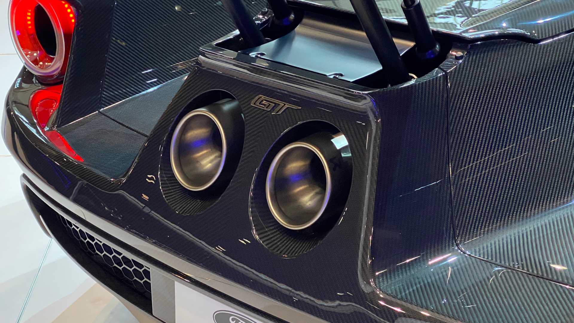 2020芝加哥車展：福特GT液態(tài)碳纖版發(fā)布